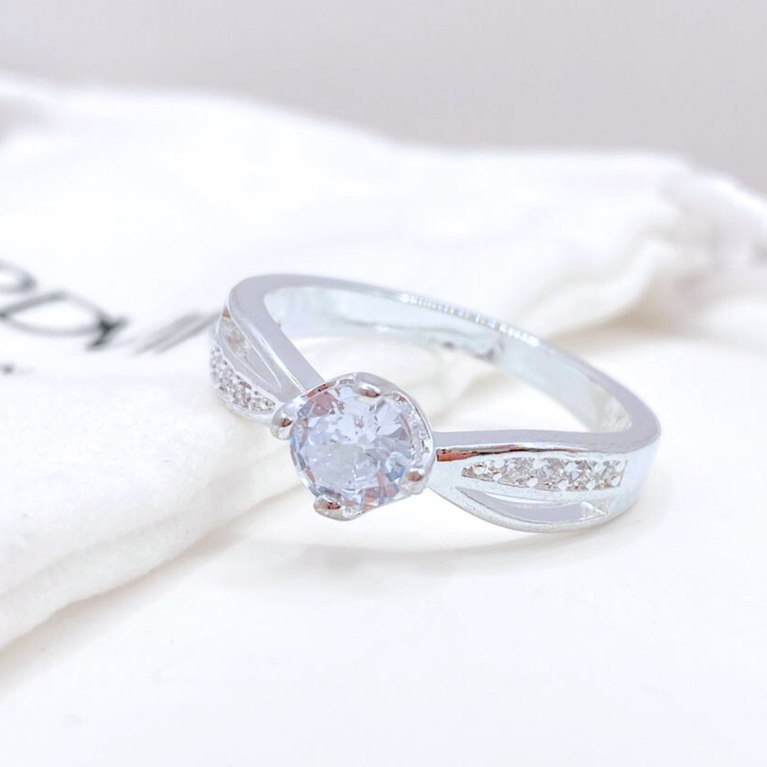 Anillo Solitario Medio Cintillo Pavé - Silver