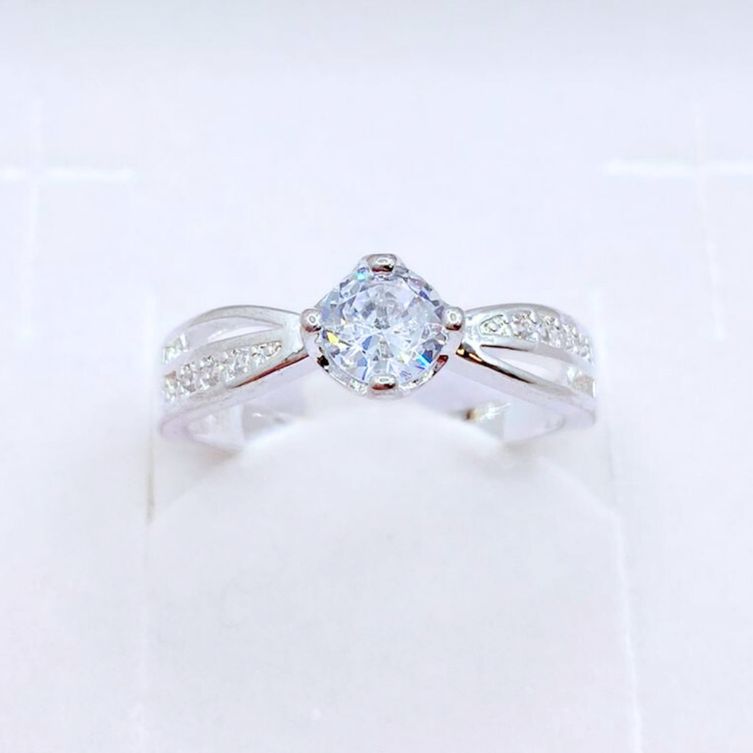 Anillo Solitario Medio Cintillo Pavé - Silver