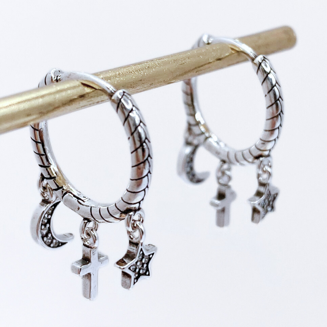 Argollas Talladas Estrella, Luna y Cruz - Silver