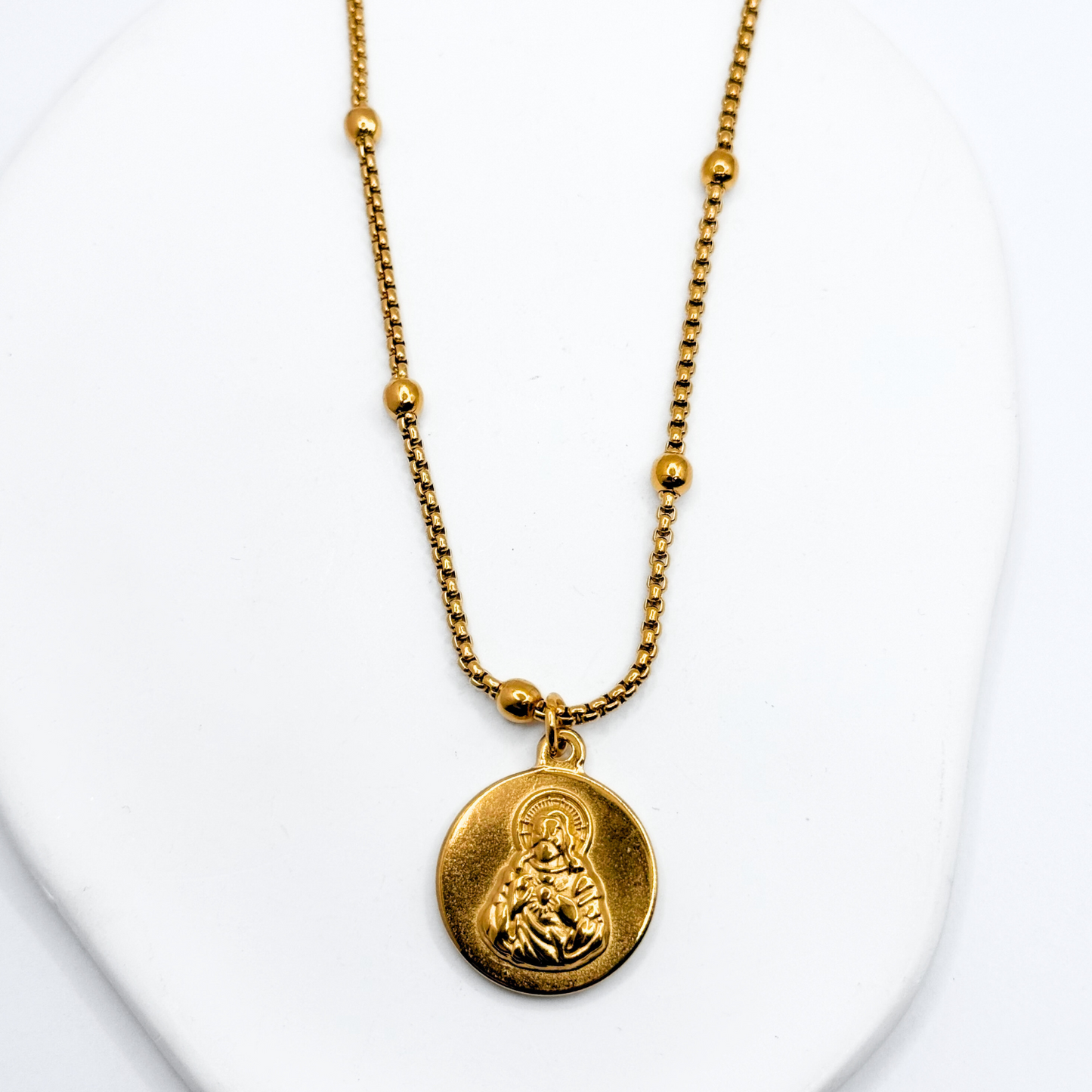 Collar Sagrado Corazón de Jesús - Gold