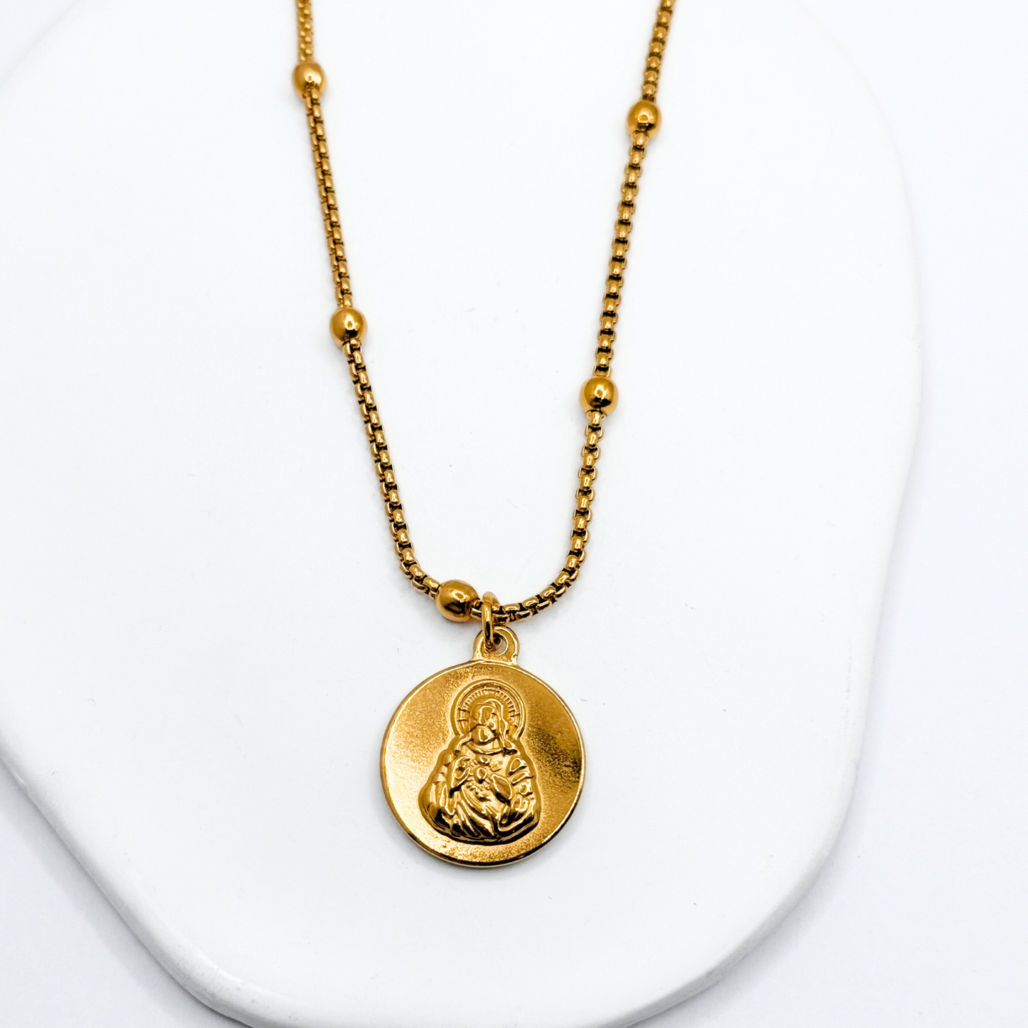 Collar Sagrado Corazón de Jesús - Gold