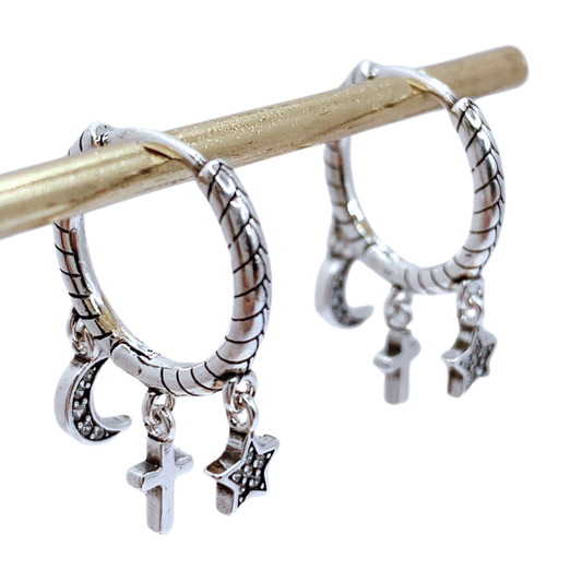 Argollas Talladas Estrella, Luna y Cruz - Silver