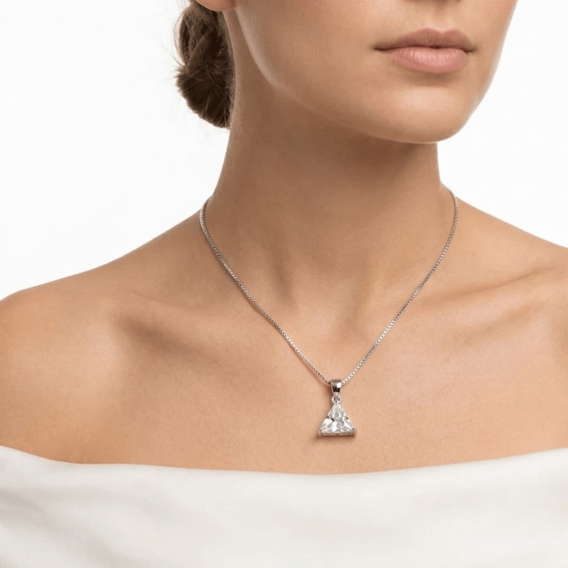 Collar Circonita Triangular Blanca - Silve - Nordvik London