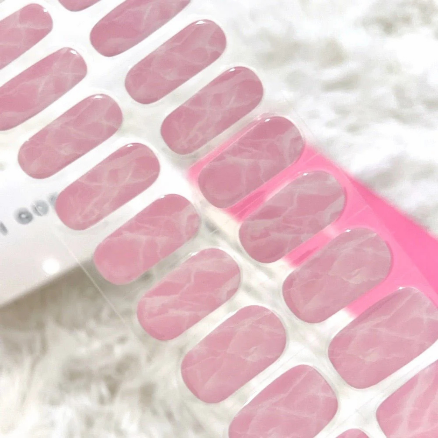 Uñas Gel Semi curado Manicure - Pink Rush (Marmoleado Rosado con brillitos)