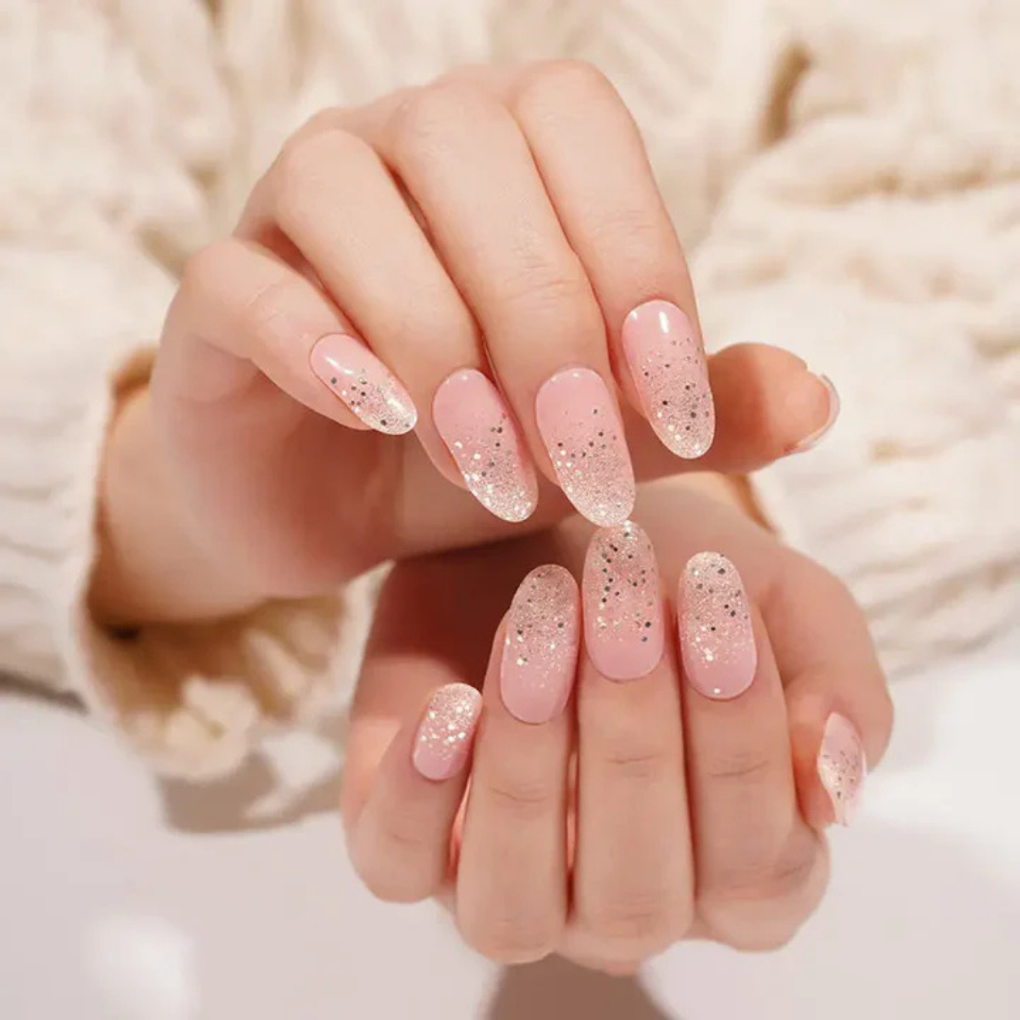 Uñas Gel Semi curado Manicure - Pink Stardust ( Uña Rosada con degrade de Glitter Plateado)