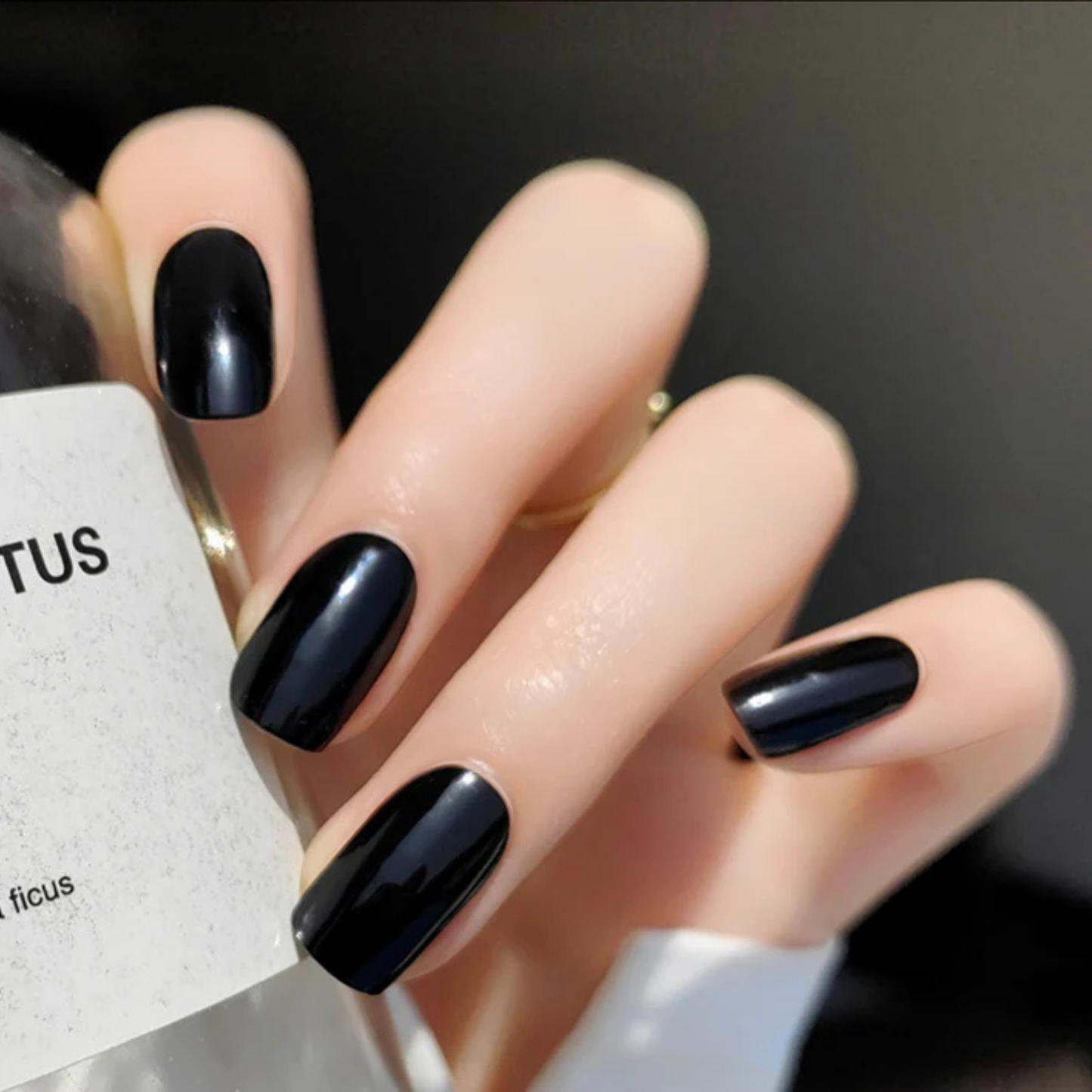 Uñas Gel Semi curado Manicure - Negro Elegante solido