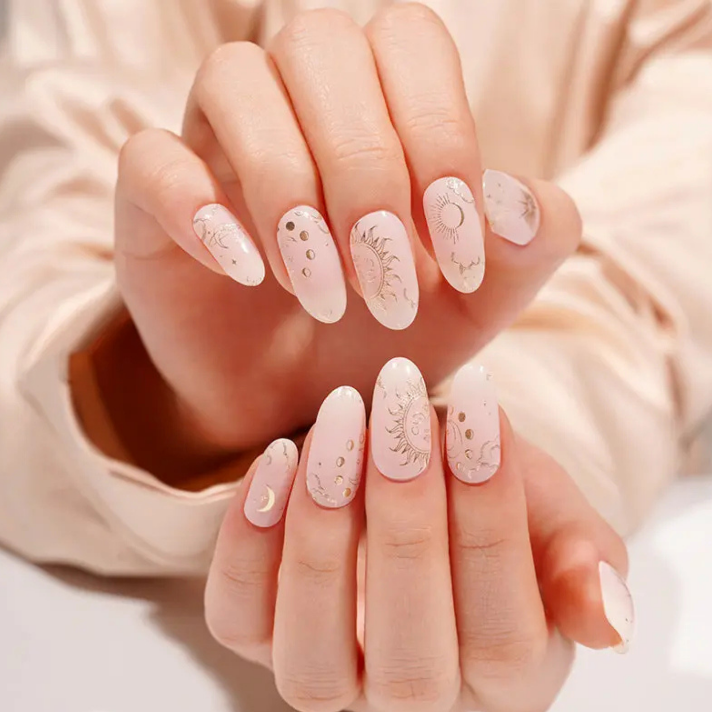 Uñas Gel Semi curado Manicure - Rosa Pastel Misticas Sol y Luna Dorados