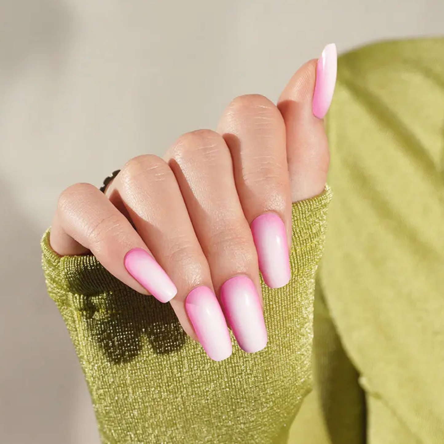 Uñas Gel Semi curado Manicure - Ojo de Gato Barbie